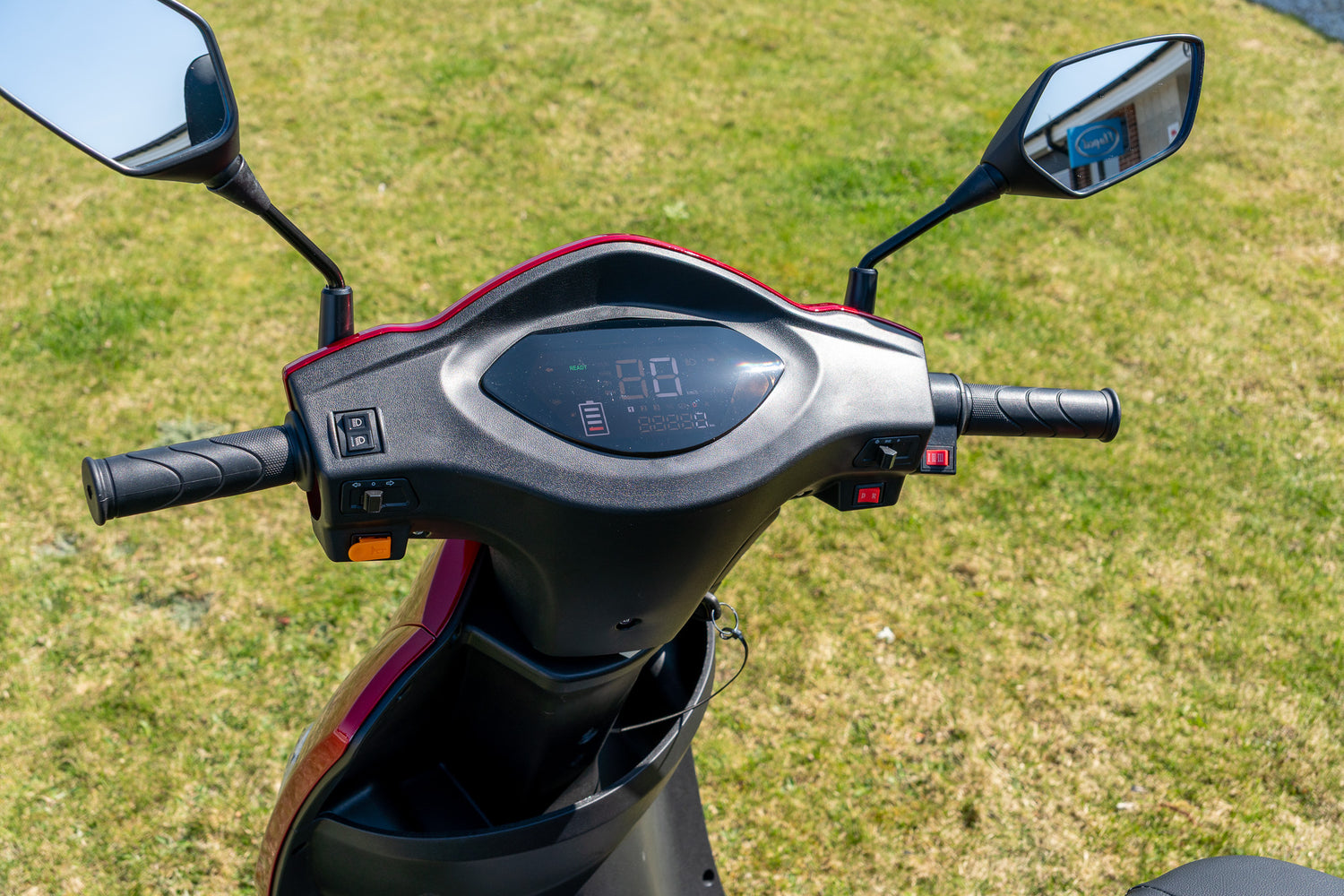 Eloped Scooty Deluxe 40km