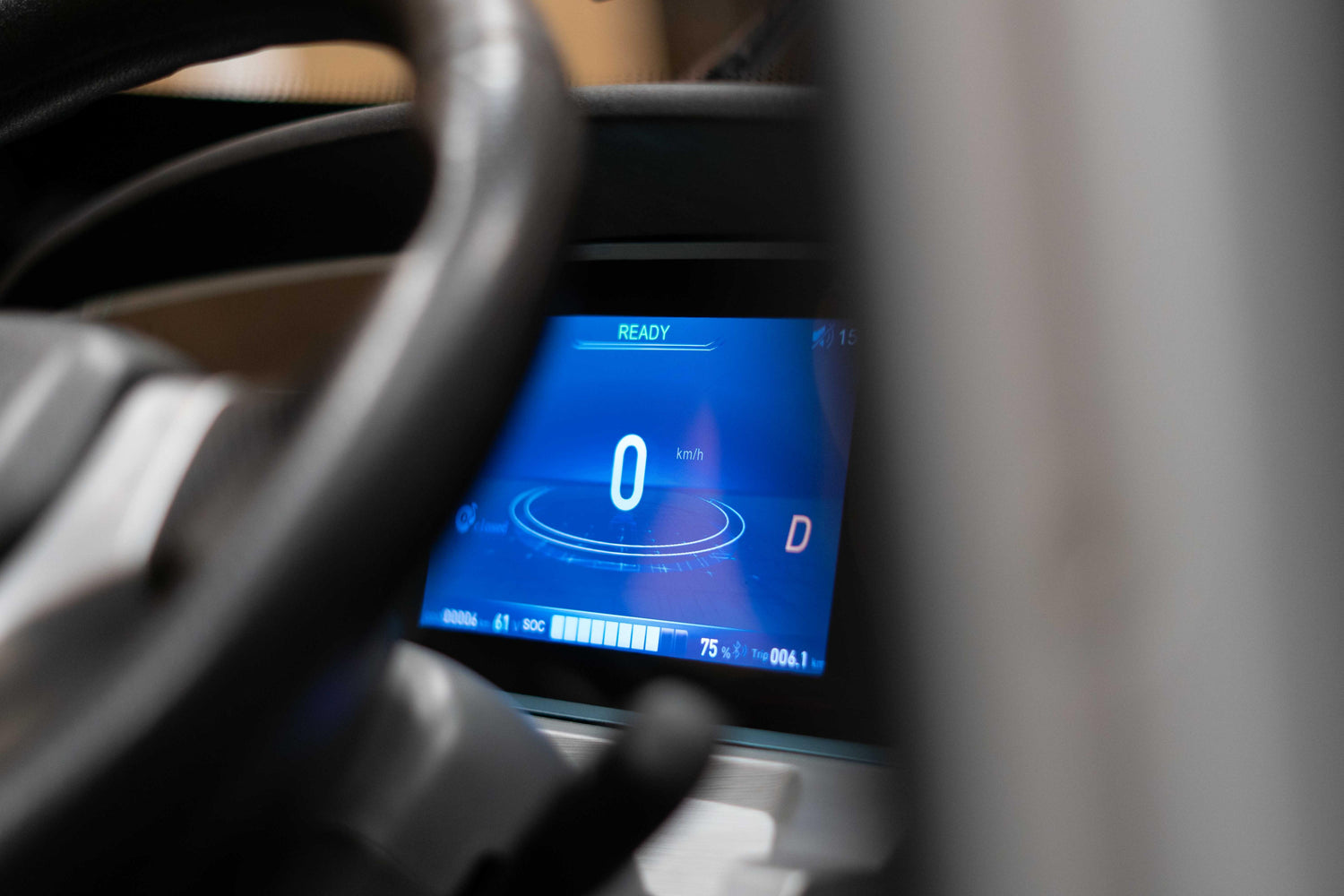 Körkortsfri elmopedbil - Eloped X4e digital display